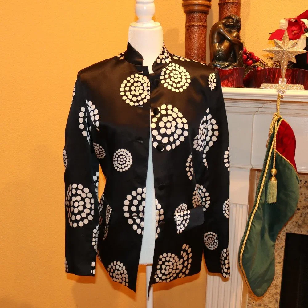 Blunauta Silk Blazer - Picture 2 of 7